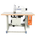 Novo design de alta potência 2500w Roupas de renda Ultrassonic Cutter Sewing Machine